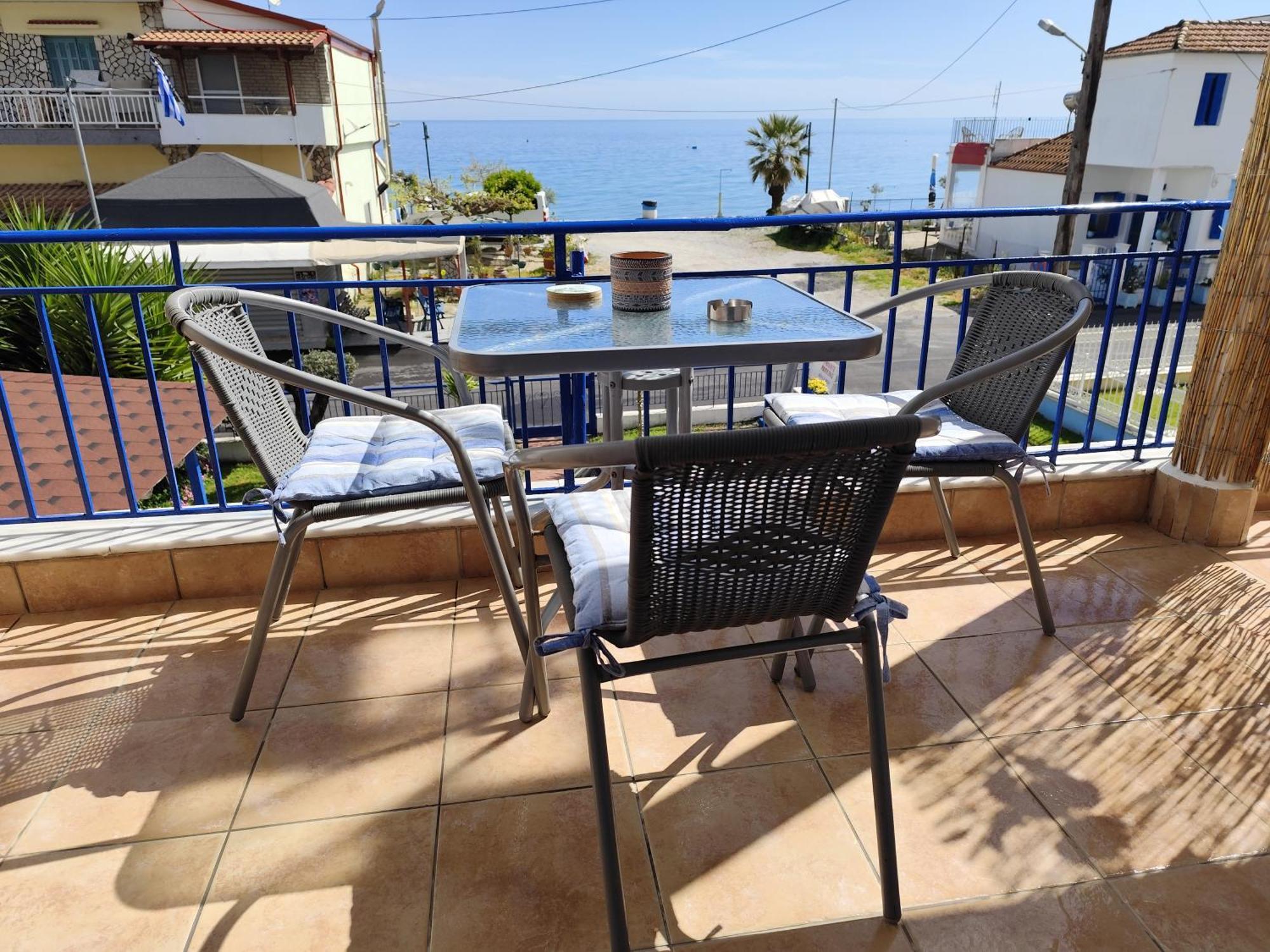 Mana Mia Seaside Apartments ليبتوكاريا المظهر الخارجي الصورة