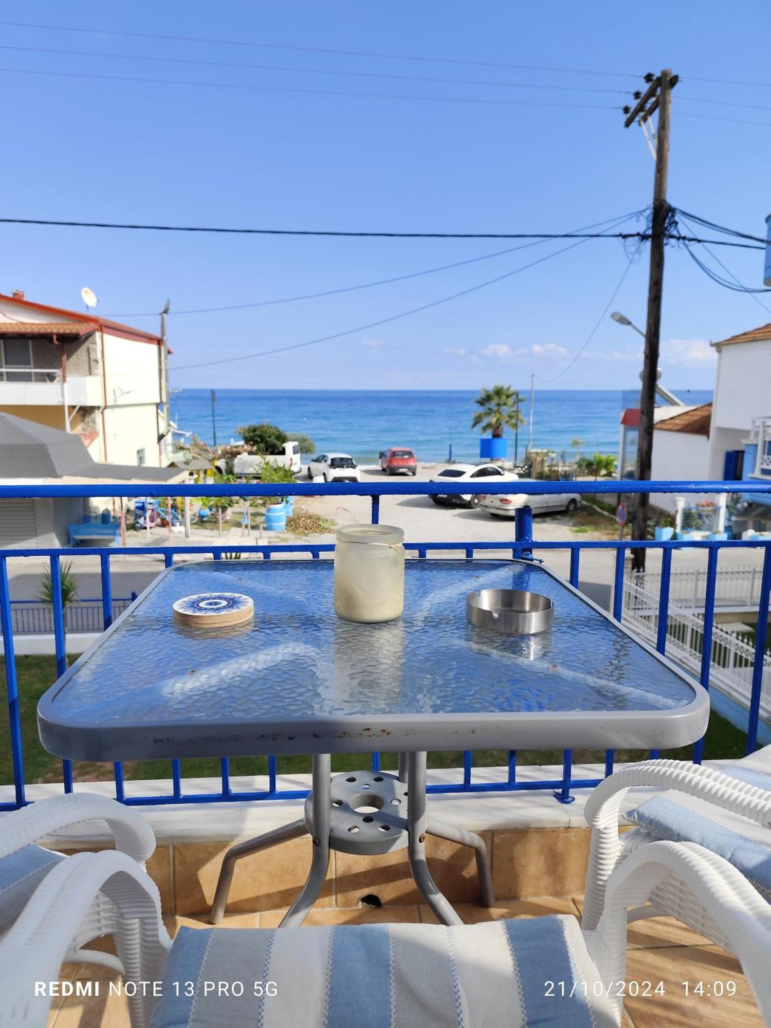 Mana Mia Seaside Apartments ليبتوكاريا المظهر الخارجي الصورة